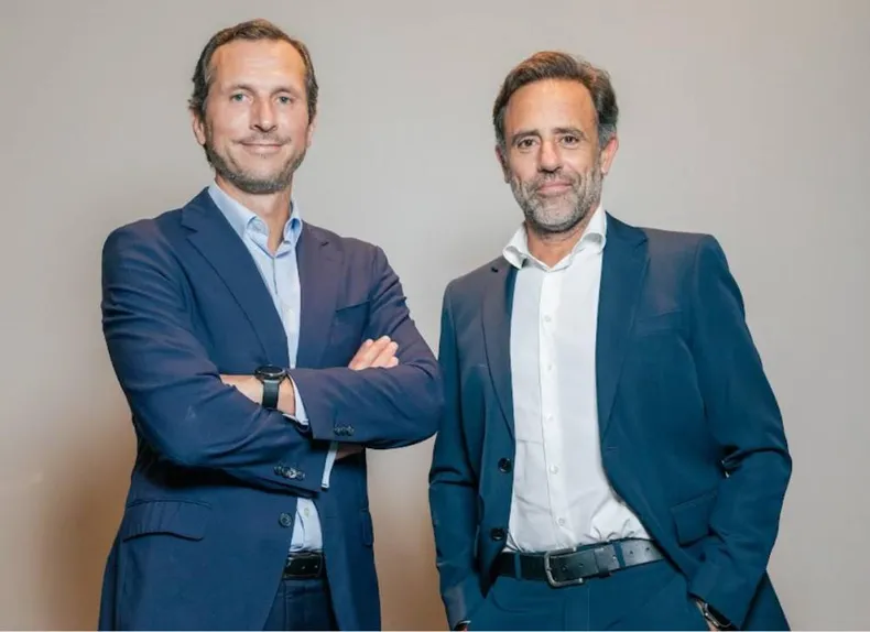 Pedro Palma, Managing Partner de Apex Capital; y Diego Barral, CEO en Grupo Ayudín para Argentina, Uruguay y Paraguay. FOTO E&N