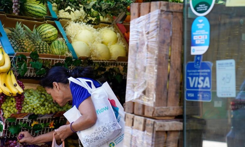 canasta básica una familia necesitó más de $1.057.923 para no ser pobre en febrero de 2025