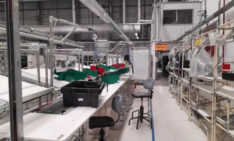 firma emblema de los textiles y el calzado, en fase crítica frenará producción y peligran 400 empleos