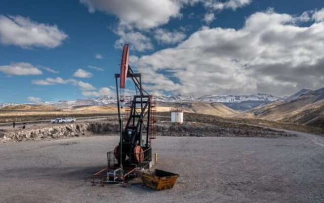 histórica petrolera argentina invertirá u$s100 millones para producir un tipo de crudo especial