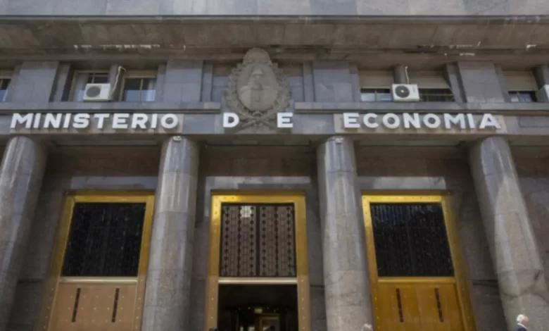el tesoro renueva más del 90% de la deuda que vencía con apoyo del fmi
