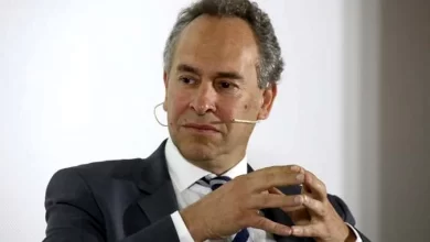reunión clave para el desembarco de marcelo mindlin en la mayor cementera de la argentina