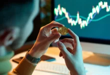 las criptomonedas tras caída de amazon los activos más fuertes y la promesa de la descentralización