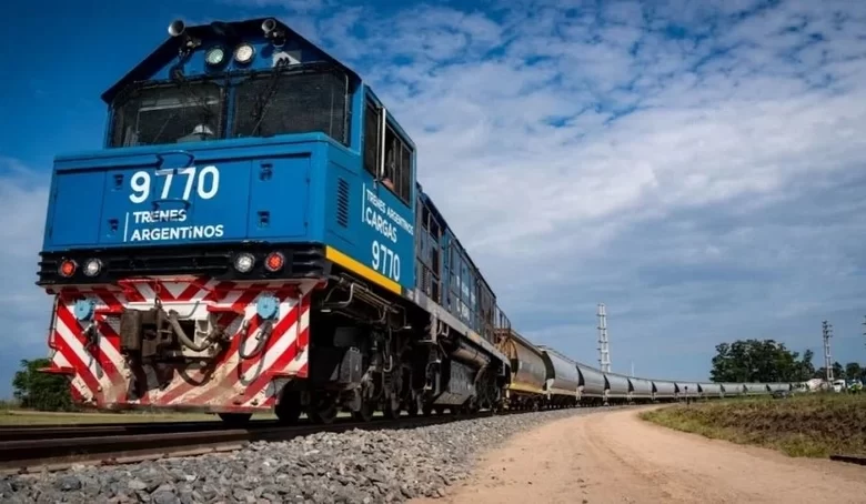 un gigante mexicano interesado en el tren minero que espera san juan