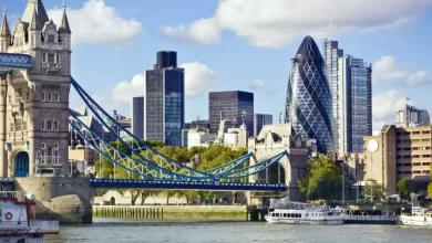 banco inglés recomienda comprar bonos argentinos, pero alerta por desafíos económicos y sociales para el 2026