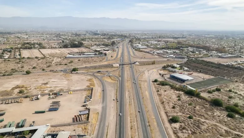 dos empresas sanjuaninas compiten por una millonaria obra vial estratégica en mendoza, que tendrá peajes