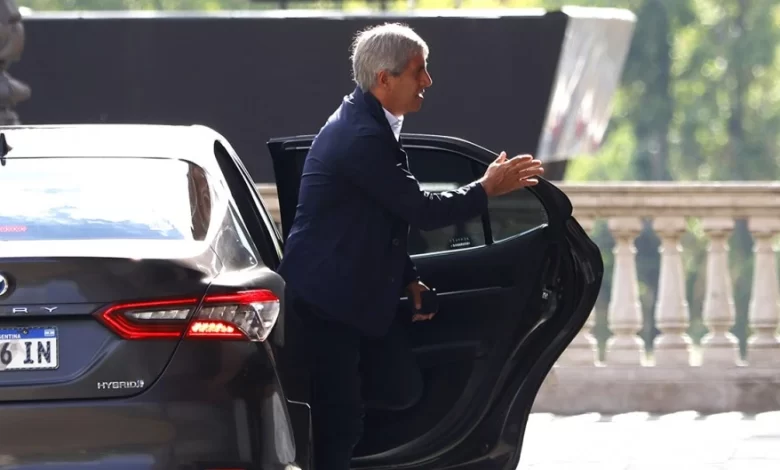 las acciones caen hasta 23% y el riesgo país superó los 500 puntos tras la intervención libertaria del indec