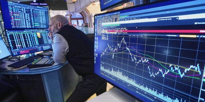 las acciones cayeron hasta 12% y el riesgo país superó los 500 puntos