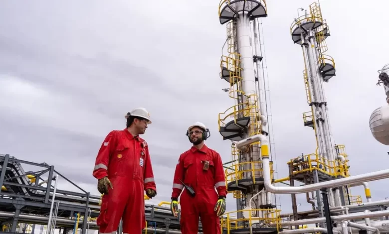 shell aleja rumores de venta, inaugura obra clave y ratifica inversión de u$s700 m en vaca muerta