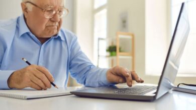 una persona puede continuar trabajando luego de jubilarse esto se debe saber en febrero 2026