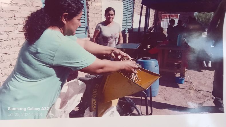 Mujeres algarroberas de Bermejo