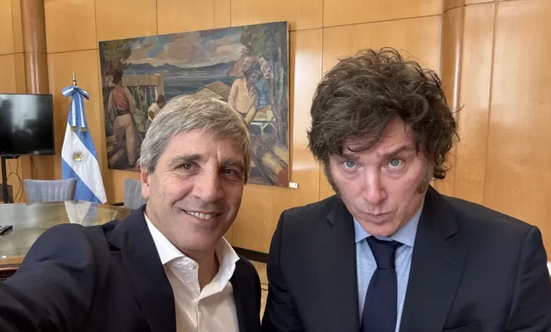 el gobierno asegura que tiene los fondos para cubrir los vencimientos de bonos por us$4200 millones en julio