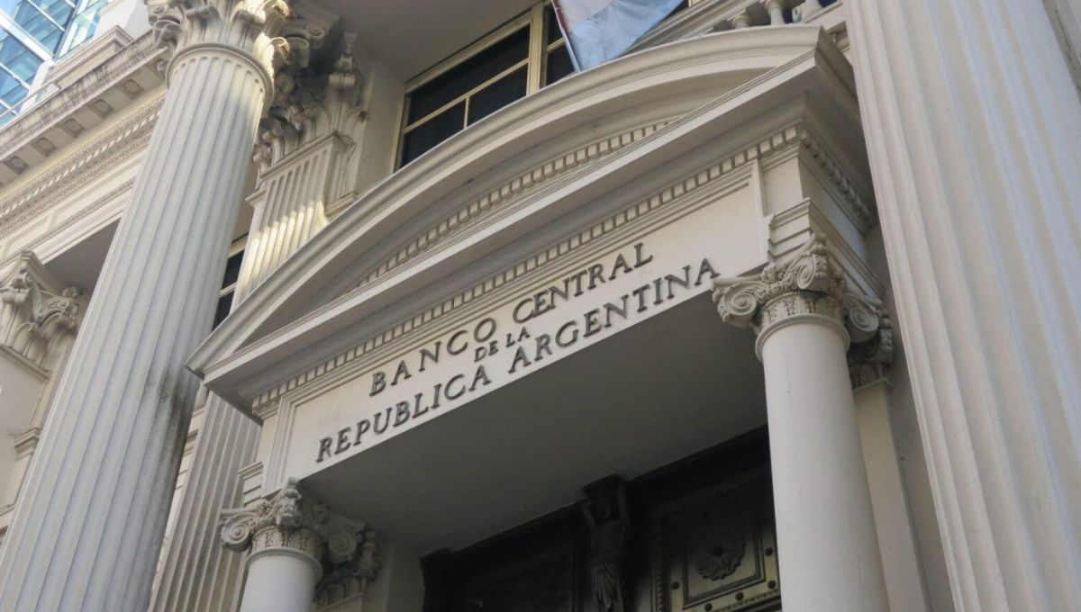 En el último tiempo, las tasas de interés de los plazos fijos en Argentina han mostrado una estabilidad en un rango de entre el 22% y el 27% nominal anual según el banco.