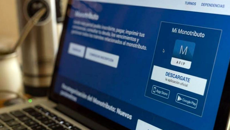 ARCA dispuso la recategorización de oficio de muchos contribuyentes tras el entrecruzamiento de datos con billeteras virtuales. 