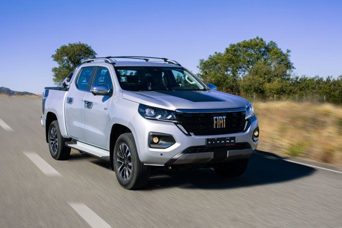 La Fiat Titano fue pensada para competir en el segmento de pick ups medianas orientadas al trabajo, por lo que incorpora varias características que resultan especialmente útiles para el sector agropecuario. 