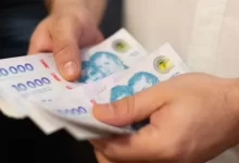 en la era milei el poder adquisitivo del salario mínimo cayó 40% y está en su nivel más bajo en más de 20 años