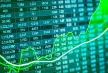 los adrs perdieron hasta 5,5%, pero el riesgo país volvió a ceder y va camino a su mayor baja semanal desde octubre