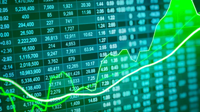 los adrs perdieron hasta 5,5%, pero el riesgo país volvió a ceder y va camino a su mayor baja semanal desde octubre