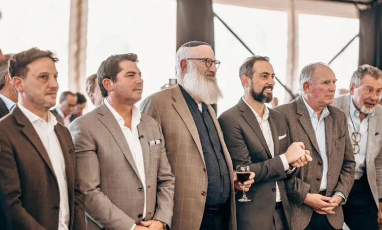 de qué hablaron orrego y elsztain en san juan promesas de inversión y una invitación