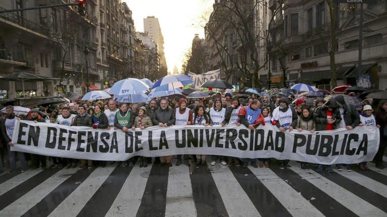 financiamiento universitaria la corte suprema revisará la cautelar contra el gobierno