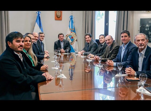 orrego recibió al presidente de la uia