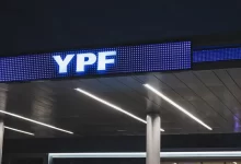 ypf continuará con el buffer sobre combustibles para evitar otro salto en las naftas