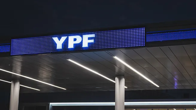 ypf continuará con el buffer sobre combustibles para evitar otro salto en las naftas