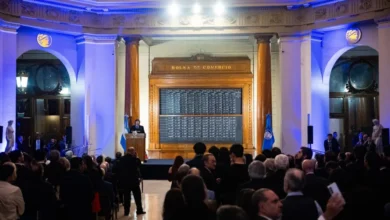 incertidumbre por las encuestas y dudas sobre el gobierno por qué volvieron a caer los bonos y el merval