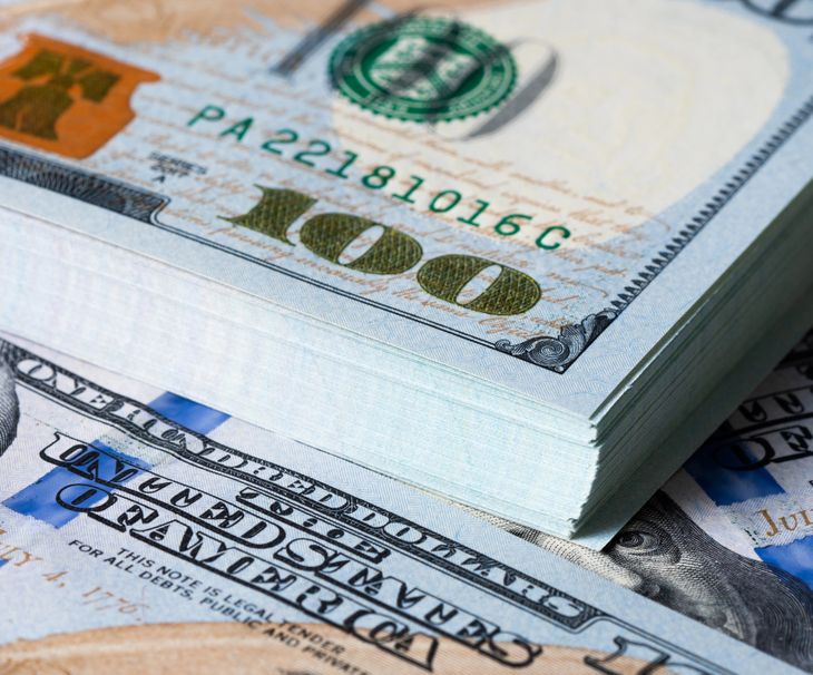 Quienes advierten sobre un atraso cambiario sostienen que, cuando la inflación avanza por encima del dólar, los costos de producir en la Argentina se encarecen medidos en moneda dura. 