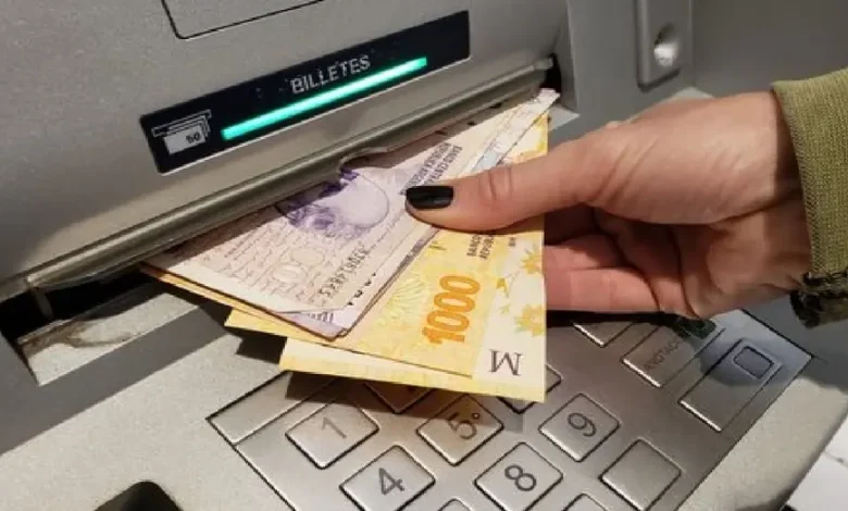 cuánta plata se puede sacar en septiembre del cajero automático banco por banco