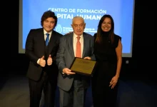 el gobierno fijó por decreto el salario mínimo y será de $437.000 en abril de 2027