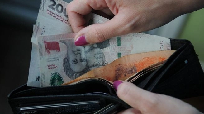 el bcra prevé un aumento significativo de la actividad económica para fin de año y una mayor demanda de pesos