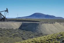pae presentó un rigi por u$s1.200 millones para hacer 100 pozos de petróleo convencional en cerro dragón