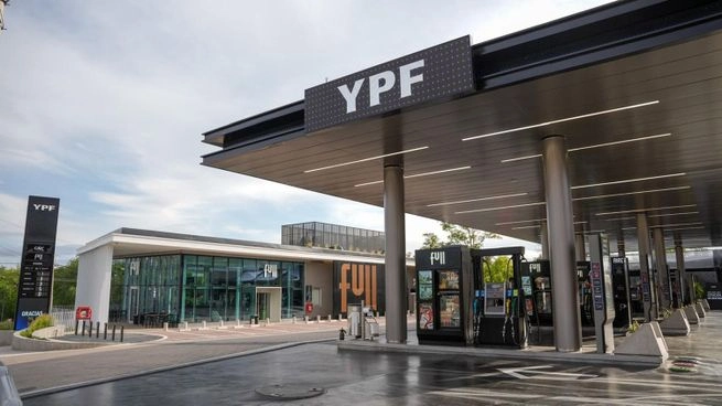 ypf black llega a córdoba más que una estación, un destino